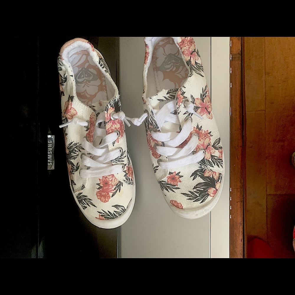 Roxy shoes